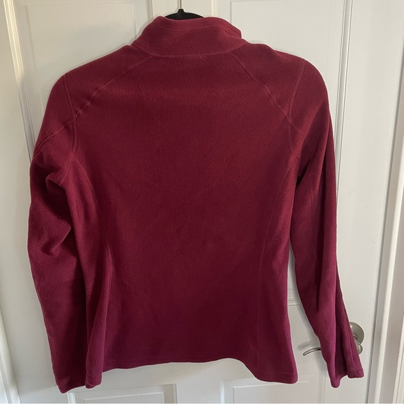 The North Face 1/4 zip - Picture 2 of 8